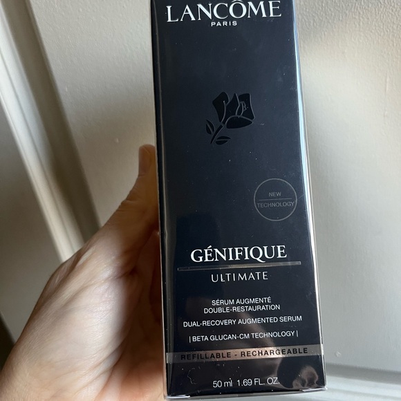 Lancome Génifique Ultimate Serum - Black